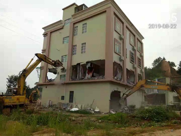 揭阳揭西拆除违建.jpg